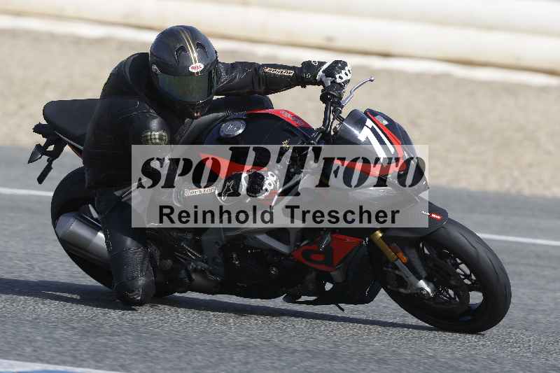 /Archiv-2024/01 26.-28.01.2024 Moto Center Thun Jerez/Gruppe gruen-green/77